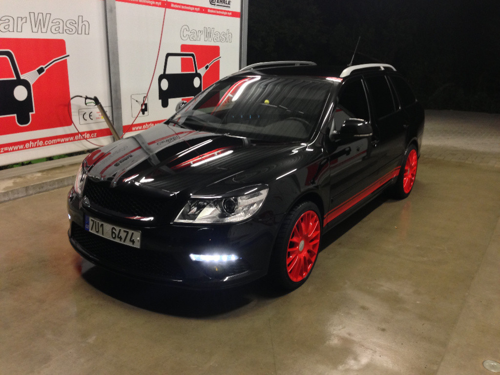 ab_img1_18585162_skoda-octavia-combi-2009-skoda-octavia-combi-2-0-tdi-cr-rs-dsg